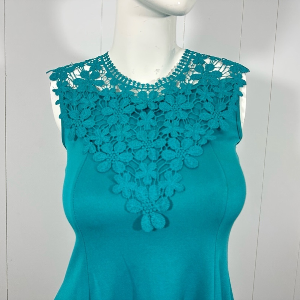 NEW Zunie Girls Sz 14 Mini Sleeveless Green Dress Back Sip Lace Accent - Picture 2 of 9